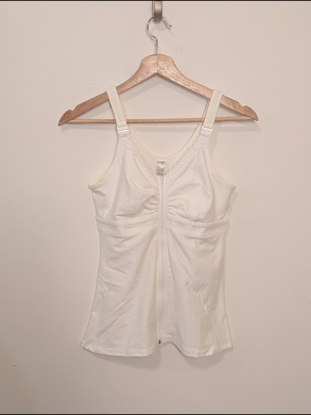 Amoena Hannah Post Surgical Garment Women's White Zip-Front Support Tank Top S